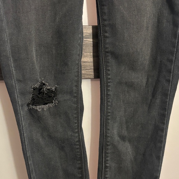 Hidden Denim Black Skinny Distressed Jeans Raw Hem Size 26 - Picture 5 of 13